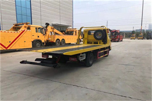 丽泽桥非事故拖车